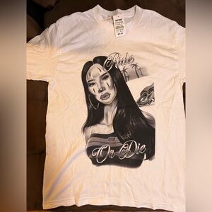 FB County White Graphic Tee Size M